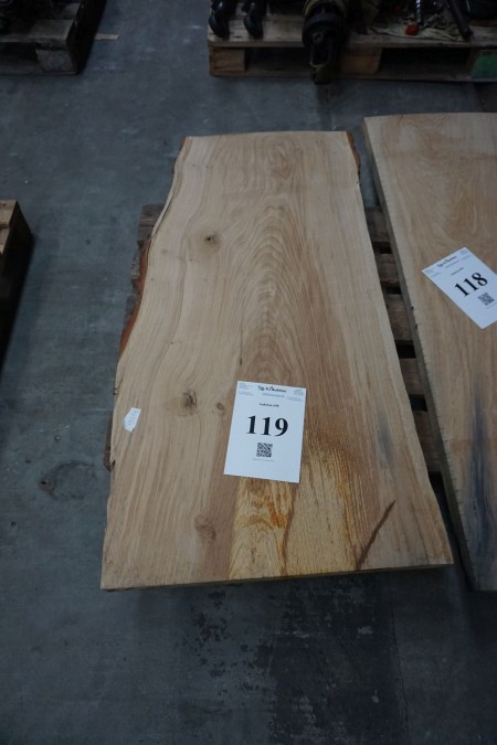  Untreated oak boards dried for 2 years L 126 cm and W 53 - 63 cm