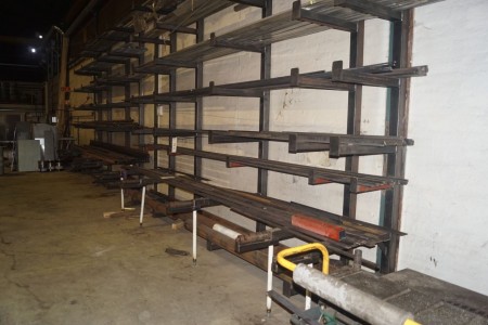 Various flat irons. Square tubes etc. on 9 subjects. + Branch shelf 400 in height 440 in width.