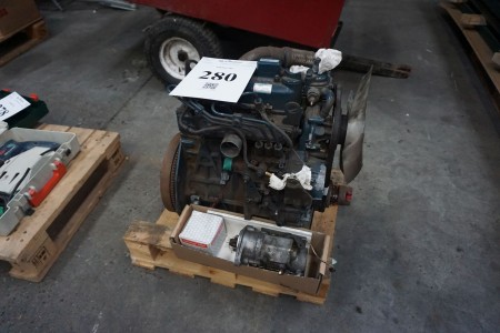 Kubota motor, model:D905, komplet med starter og generator.