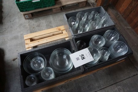 Lot of glass bowls.