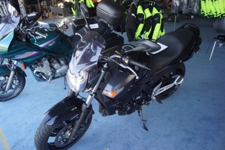 Suzuki GSR motorcycle, kilometer 16240