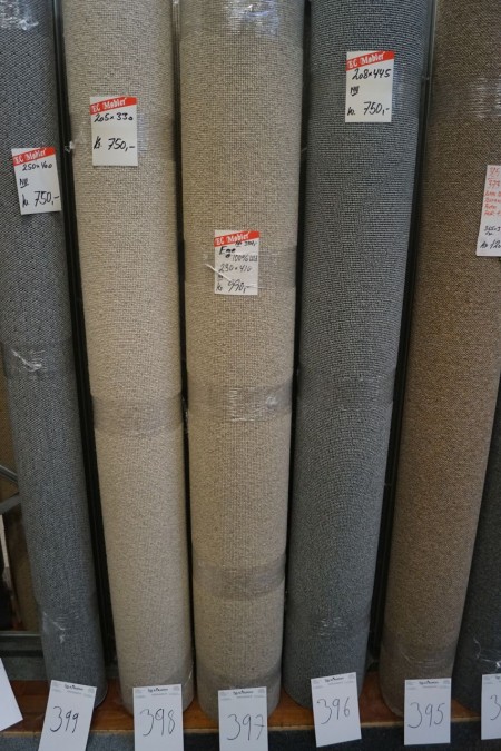 Oak wool rug. 230 * 410 cm.