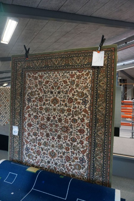Wilton custom rug. 170 * 230 cm.