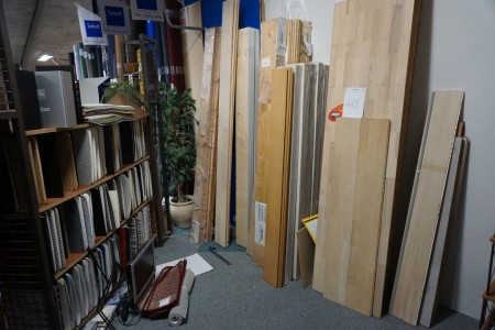 Viele verschiedene Holzreste.