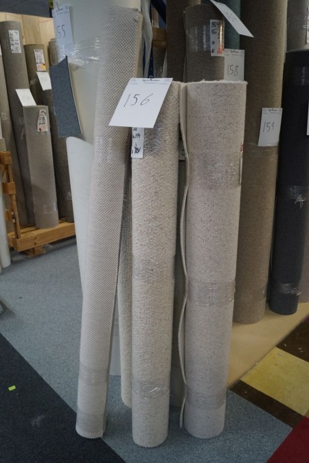 4 stk. tæpper i uld. Ca. 13 cm^2 