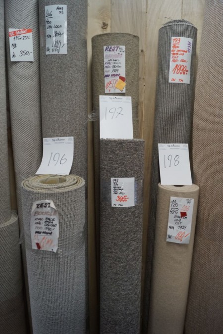 Oak wool 186 * 400 cm + meltex with felt. 143 * 370 cm.