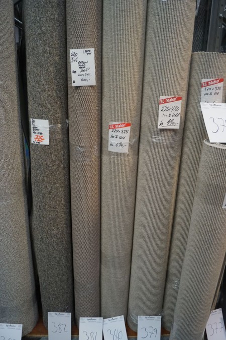Oak wool flat woven rug. 224 * 325 cm.
