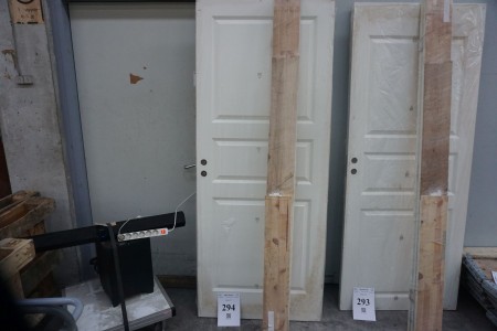 1 stk ny og ubrugt dør med kam, dør, 82,5x204cm, kam d:150mm.