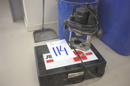 Würth master router type: OF 1100 E + suitcase with various accessories + manual.