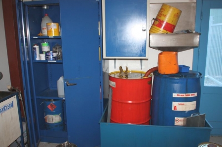 Gerdmans Fluid Storage Cabinet with extraction and collection tray including content various oils + Blika steel cabinet including content + various petroleum products along the wall