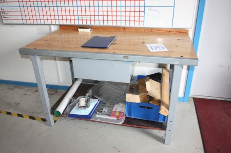 Workbench with drawer + shelves + 2 whiteboards