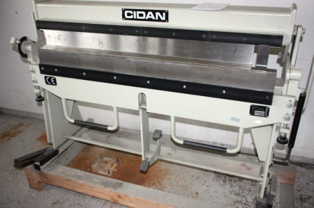 Segment plate bending machine, Cidan Multik 13/1, 6 Year 2004. Extra dies on tool panel
