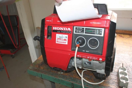 Gasoline Generator, Honda EX 1000. 12 volt, 8.3 amp + 220 volts