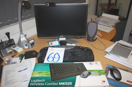 Dell PC Monitor + 2 Logitech Keyboard + Mouse + Logitech Web camera + 2 Harman / Kardon speakers.