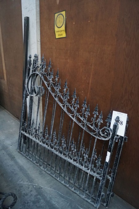 Steel gate 2 * 150 cm wide