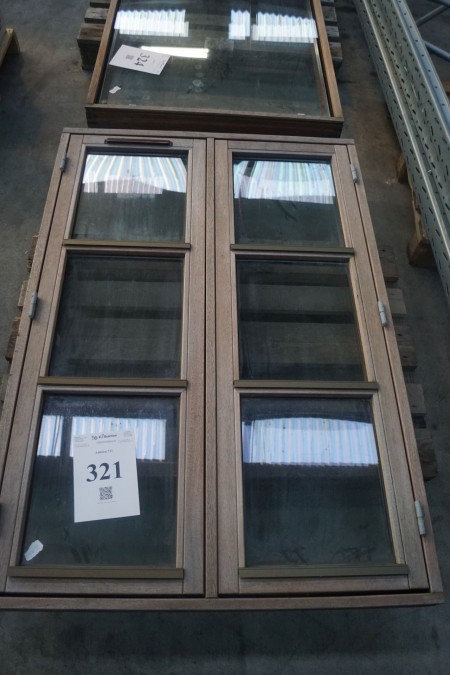 Wooden window W 123 cm H 150 cm