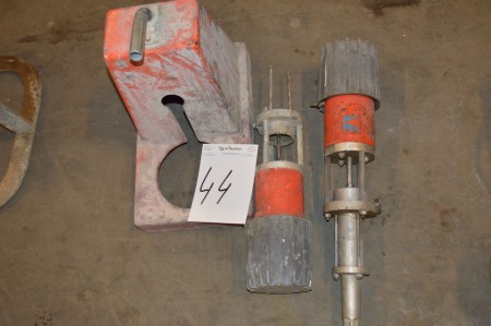 Kremlin Airless paint pump 1st piece overall 1st piece for spare condition unknown