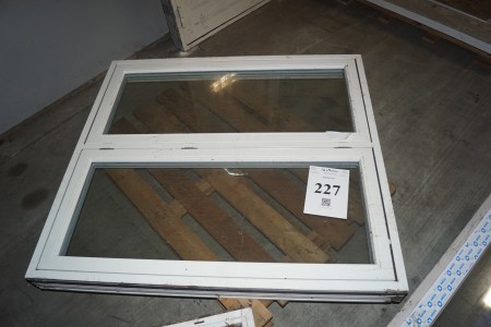 Window b114.5 x h 124.5