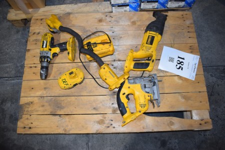 1 drill + headlight + 1 jigsaw + 1 angle saw + 1 charger and 1 battery. Brand: Dewalt. Everything works.