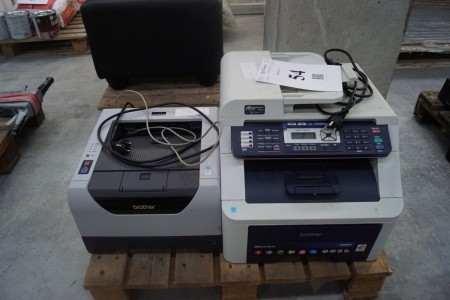 2 pcs. printers. Brand: brother. White: works, black: does not work.