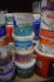 Various paint etc. Assorted colors and unknown number of liters. View photos.