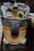 2 pcs. industrial vacuum cleaner + glass tissue etc. From the bankruptcy estate of Egholm Painting Company