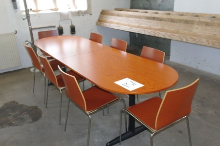 Møde/konferencebord med 8 stole + tumptjener