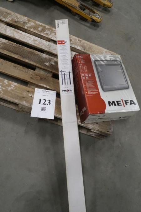 Postkasse ME-FA 842 Galvaniseret, med stander 21 galvaniseret