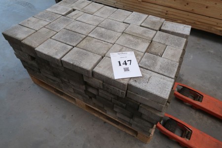 Ca. 7 m2 of tiles, 14x21 and 14x10 cm