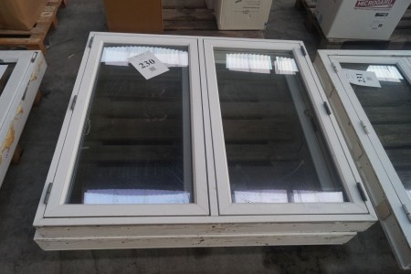 2 plastic windows, 121.5x132cm.
