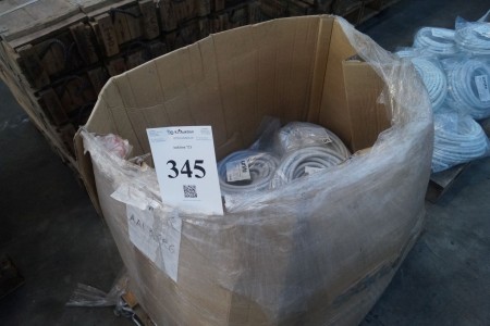 Lot of plastic pipes. Ø 16mm. L: 25m, with drawstring.