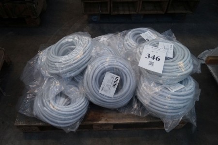 Lot of plastic pipes. Ø 16mm. L: 25m, with drawstring, about 11 pieces.