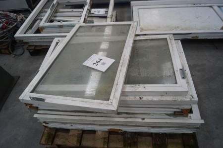 Various windows in assorted sizes.