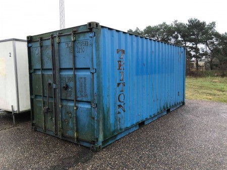 20 fods container. Omdannet til en skurvogn m. toilet, og spiserum. 