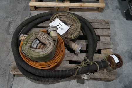 4 fire hoses
