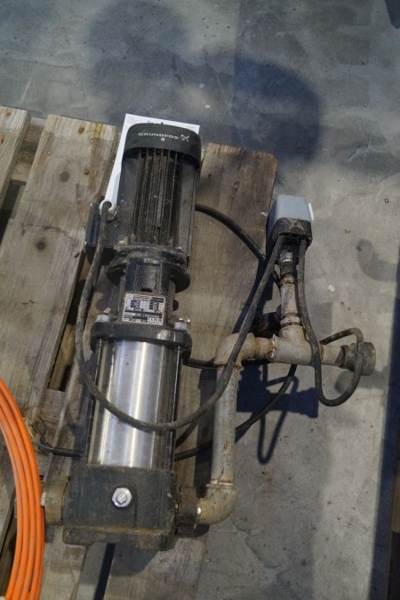 GRUNDFOS, pressure pump. Unknown condition.