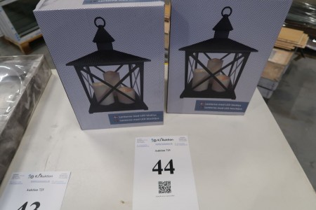 2 stk. lanterner med LED bloklys