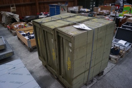3 pieces of ammunition boxes 80x81x31cm