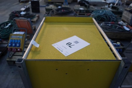1 Stück elektrische Schalttafel für Baustelle. Max 250A. 127x68.5x50cm. Ausrüstung nach Abschluss der U-Bahn-Bauarbeiten