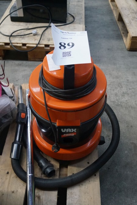 Industrial Vacuum Cleaner, Brand: vax2000