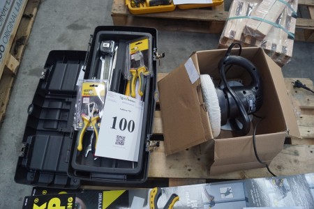 Værktøjskasse med værktøj + Einhell poler maskine model: apm250e, virker 