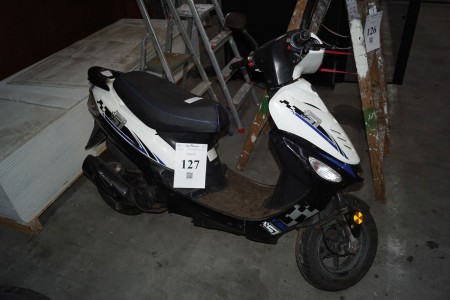 Moped 30, without papers, cannot start, with key. km: 3464