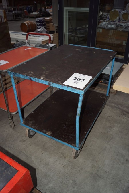 Rullebord med kraftige nylon hjul - 107x70x88 cm. 
