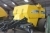 New Holland BB980 big baler with Spragelse 325-3 year 2006. Presses approx. 22.000 pallets. incl. Parkland bale wagon with weight. Ready for harvest. Appears neat and well kept.