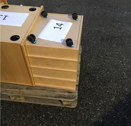 Drawer cartridges on wheels with 4 drawers. (60 L x 41