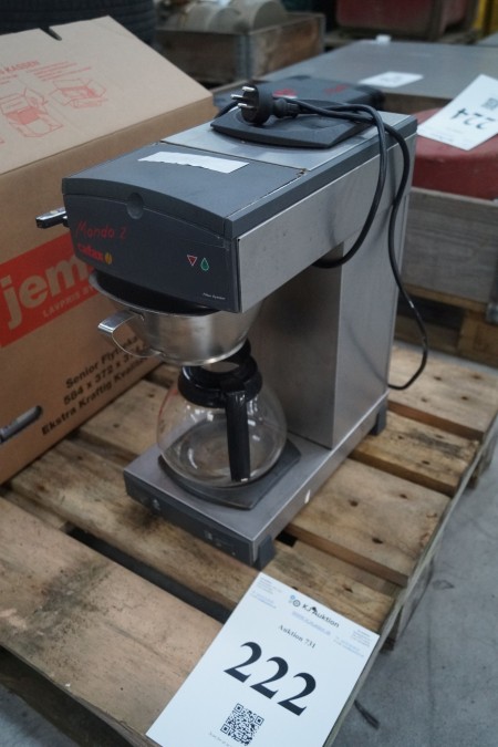 Halv-industri kaffemaskine, mærke: cafax. Model: Mondo 2. Virker ikke 