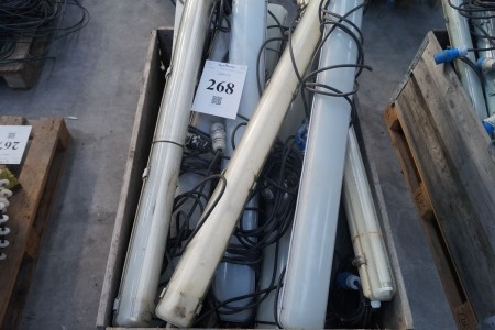 Lot of ceiling fixtures, with power plugs - mainly 16A, 250V