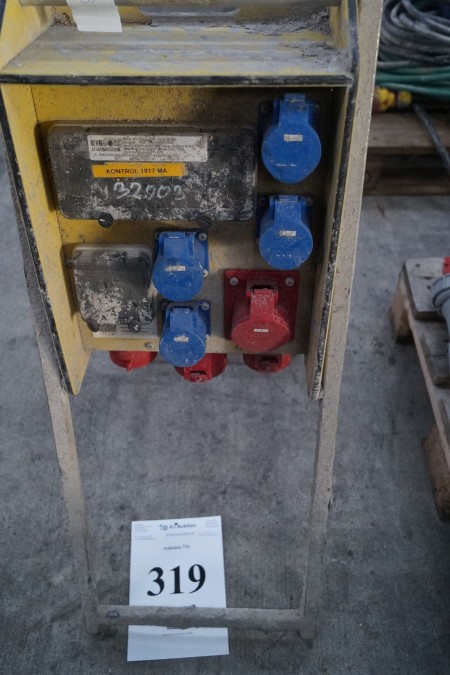 1 piece electrical switchboard for construction site. 32A.