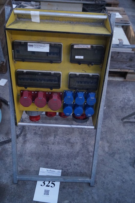 1 piece electrical switchboard for construction site. 16 / 32A.