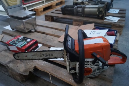 STIHL chainsaw, MS 250C. Has not been started up